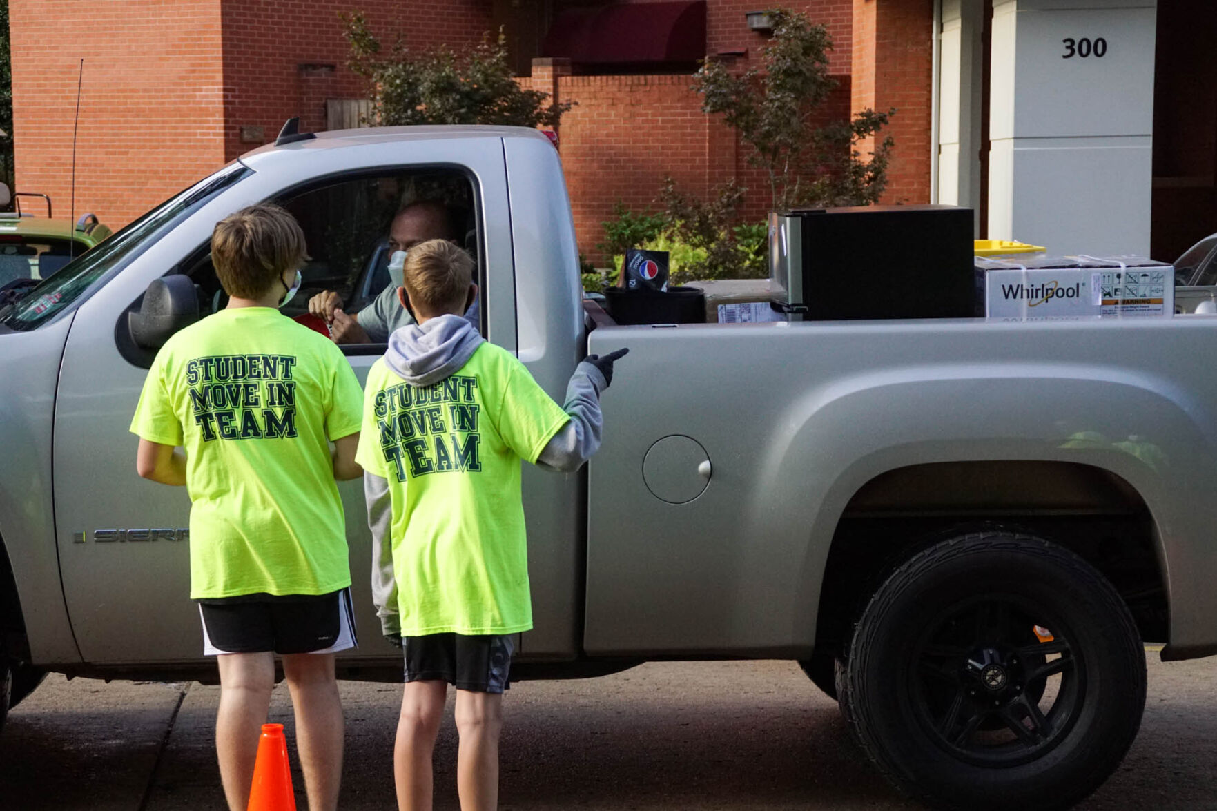 Student Move In Team